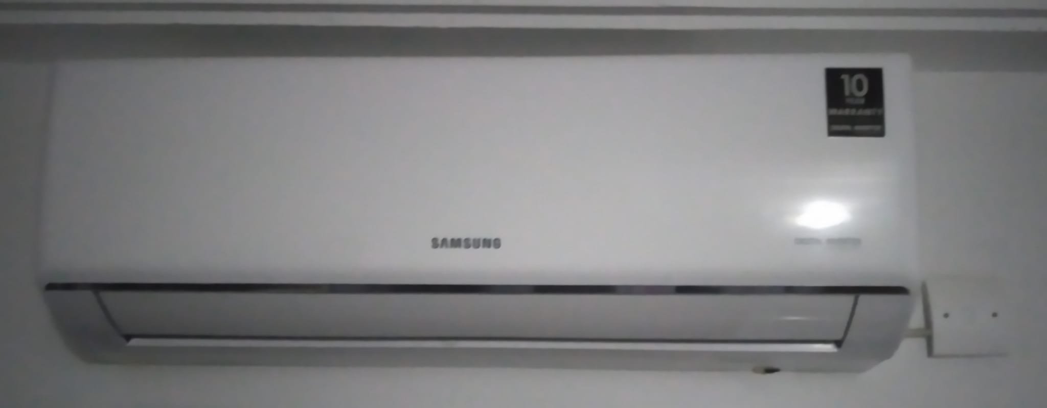 Climatiseur quasi neuf Samsung 1cv à 180 000 mille Disponible
