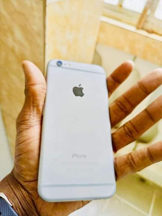 Téléphone iPhone 6 128GB Version Américaine Disponible à Petit Prix