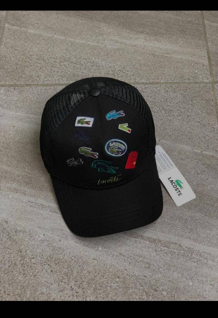Nouveau Chapeau de Marque Disponible à Petit Prix